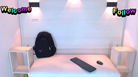 Snapshot of jeic_18 chatting on 09-09-25, 05:34 jeic 18 online show from 09-09-25, 05:34