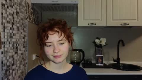 Snapshot of jelly_cherry chatting on 02-19-25, 05:16 Emily online show from 02-19-25, 05:16