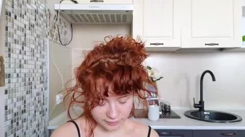 Snapshot of jelly_cherry chatting on 03-11-25, 07:04 Emily online show from 03-11-25, 07:04