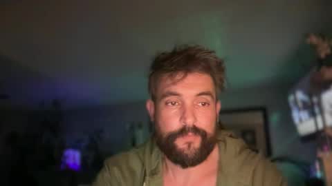 Snapshot of jellyfishfun chatting on 09-10-25, 09:42 Guy Jones online show from 09-10-25, 09:42