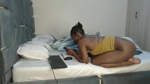 Snapshot of jemimaaam chatting on 11-17-25, 03:34 Jemmi online show from 11-17-25, 03:34