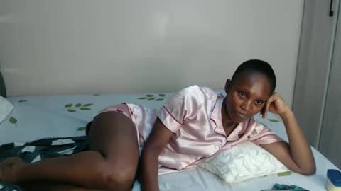 Snapshot of jemimaaam chatting on 03-11-26, 11:05 Jemmi online show from 03-11-26, 11:05