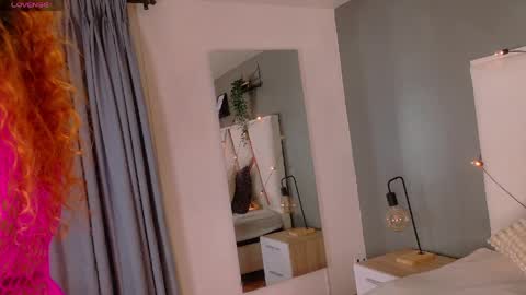 Jena  online show from 04-09-26, 02:55