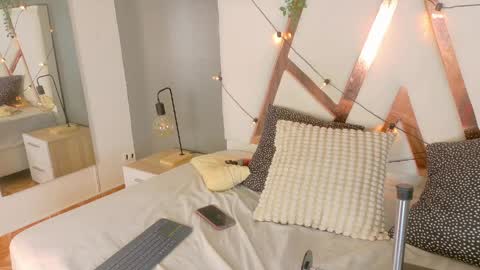 Jena  online show from 04-10-26, 03:12