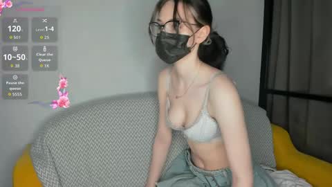 Molly online show from 04-30-26, 11:42