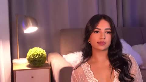 Isabella online show from 10-04-25, 01:47