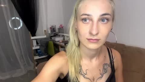Joani online show from 07-14-26, 09:42