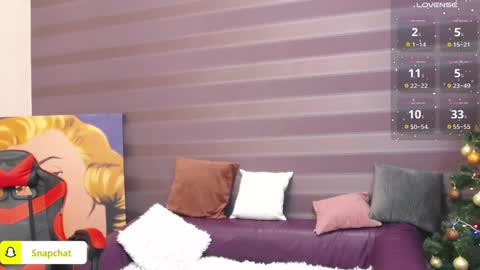 Snapshot of jeniferstone chatting on 01-05-25, 10:43 Kira online show from 01-05-25, 10:43