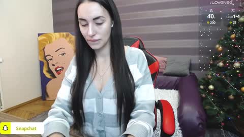 Snapshot of jeniferstone chatting on 01-08-25, 06:52 Kira online show from 01-08-25, 06:52