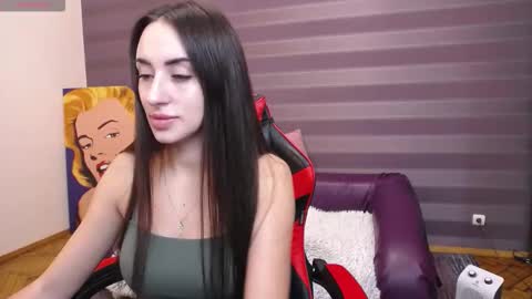 Snapshot of jeniferstone chatting on 11-23-25, 08:03 Kira online show from 11-23-25, 08:03