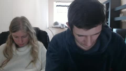 Snapshot of jenisandpeter chatting on 03-03-25, 09:44 JenisAndPeter online show from 03-03-25, 09:44