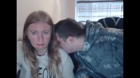 Snapshot of jenisandpeter chatting on 11-09-25, 08:01 JenisAndPeter online show from 11-09-25, 08:01