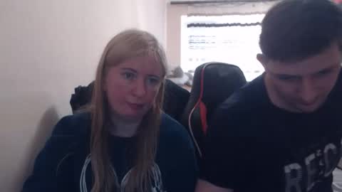 Snapshot of jenisandpeter chatting on 04-27-26, 05:22 JenisAndPeter online show from 04-27-26, 05:22