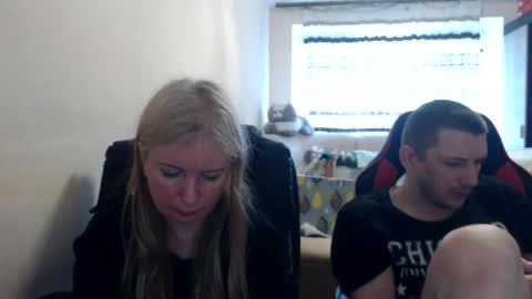 Snapshot of jenisandpeter chatting on 05-23-26, 06:07 JenisAndPeter online show from 05-23-26, 06:07