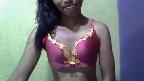 Snapshot of jenkins_jxx chatting on 10-20-25, 04:24 Jennie online show from 10-20-25, 04:24