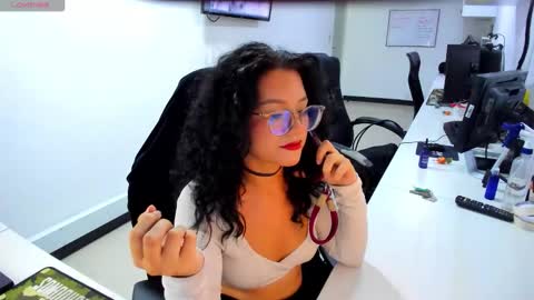 jenn online show from 11-22-25, 10:31