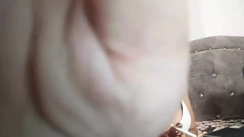 Snapshot of jenna_grey24 chatting on 10-22-25, 12:00  Isabella  online show from 10-22-25, 12:00