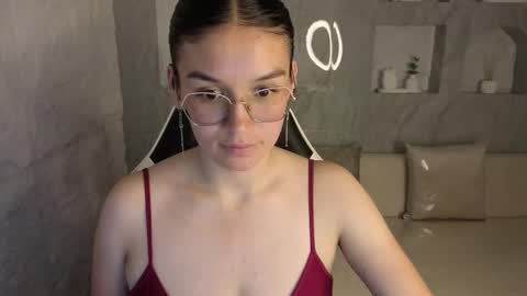 Snapshot of jenna_tx chatting on 10-16-25, 02:56 Online 800 to 1400 online show from 10-16-25, 02:56