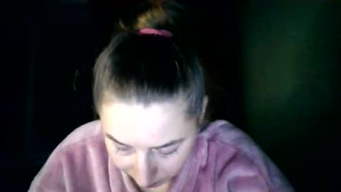 Snapshot of jennamolberty chatting on 12-19-25, 04:47 JennaMolberty online show from 12-19-25, 04:47