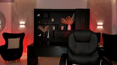 Snapshot of jennaolson chatting on 09-28-25, 03:39 Jenna Olson online show from 09-28-25, 03:39