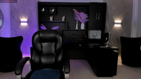 Jenna Olson  online show from 05-31-26, 08:21