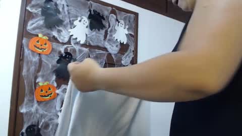 Snapshot of jenner_madison chatting on 11-02-25, 11:12 jenner_madison online show from 11-02-25, 11:12