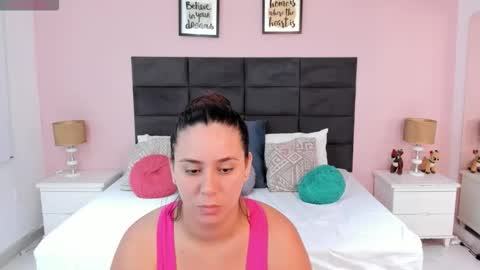 Snapshot of jenner_madison chatting on 11-14-25, 11:20 jenner_madison online show from 11-14-25, 11:20