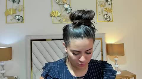 jenner_madison online show from 04-24-26, 11:23