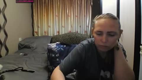 JenniDeep online show from 04-24-26, 05:26