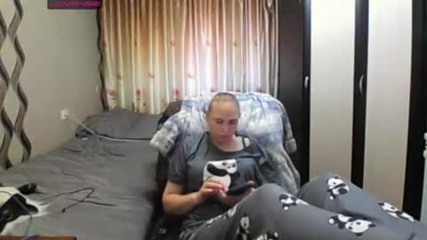 JenniDeep online show from 04-27-26, 01:47