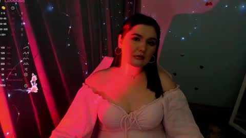 Jennie online show from 11-17-25, 07:30