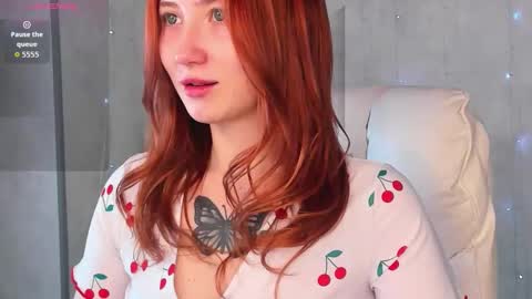 Jennie online show from 10-19-25, 01:17