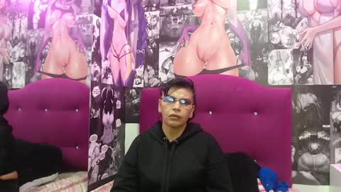 Snapshot of jennifer_0717 chatting on 05-11-26, 01:00 Jennifer online show from 05-11-26, 01:00