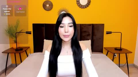 Jennifer online show from 09-10-25, 01:27