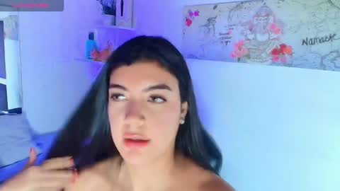 JENNIFER online show from 10-26-25, 03:18