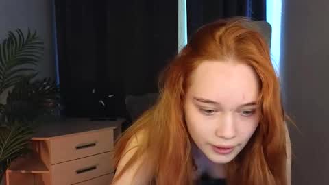 Jennifer online show from 03-24-26, 05:34