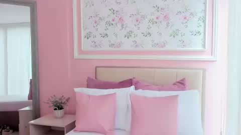 Snapshot of jennifer_snow_ chatting on 09-17-25, 05:14 Jenifer online show from 09-17-25, 05:14