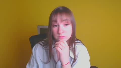 Jennifer online show from 02-06-25, 10:04