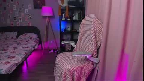 jenniferka online show from 07-28-26, 07:39
