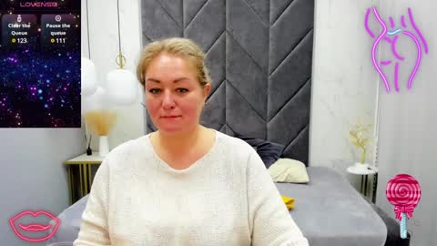 Snapshot of jenniferlight chatting on 02-04-25, 08:17 Jennifer online show from 02-04-25, 08:17