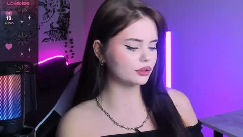 Jenni online show from 12-16-24, 06:32