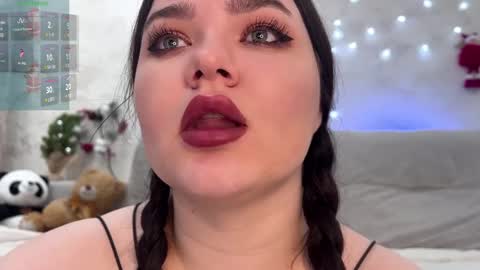 Mila online show from 12-25-24, 10:16