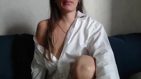 Jenny online show from 10-08-25, 07:39