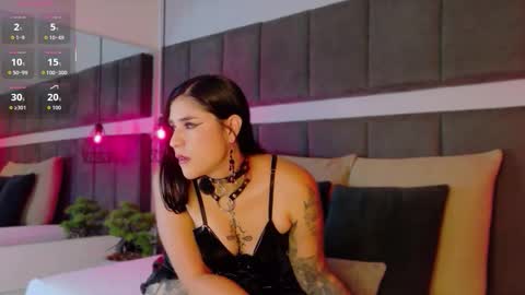 Snapshot of jennvalk chatting on 12-05-25, 11:30 Jenn online show from 12-05-25, 11:30