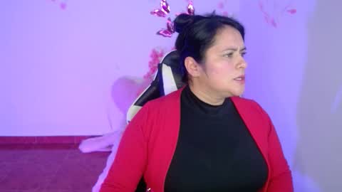 jenny__666 online show from 11-07-25, 09:37
