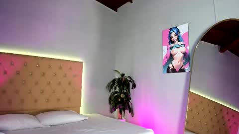 jenny__lawrence online show from 12-19-25, 08:27