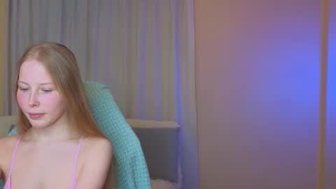 Snapshot of jenny_angelok chatting on 01-23-25, 11:15 Next broadcast on December 05 subject to change online show from 01-23-25, 11:15