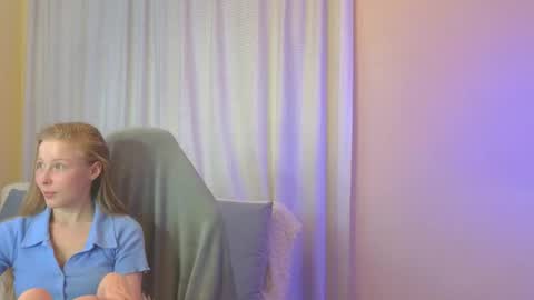 Snapshot of jenny_angelok chatting on 09-17-25, 10:39 Next broadcast on December 05 subject to change online show from 09-17-25, 10:39