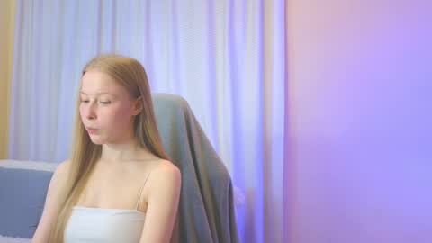 Snapshot of jenny_angelok chatting on 09-18-25, 10:39 Next broadcast on December 05 subject to change online show from 09-18-25, 10:39