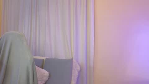 Snapshot of jenny_angelok chatting on 09-24-25, 08:06 Next broadcast on December 05 subject to change online show from 09-24-25, 08:06